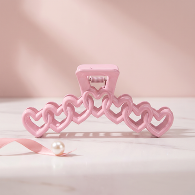 Aura Heart Claw