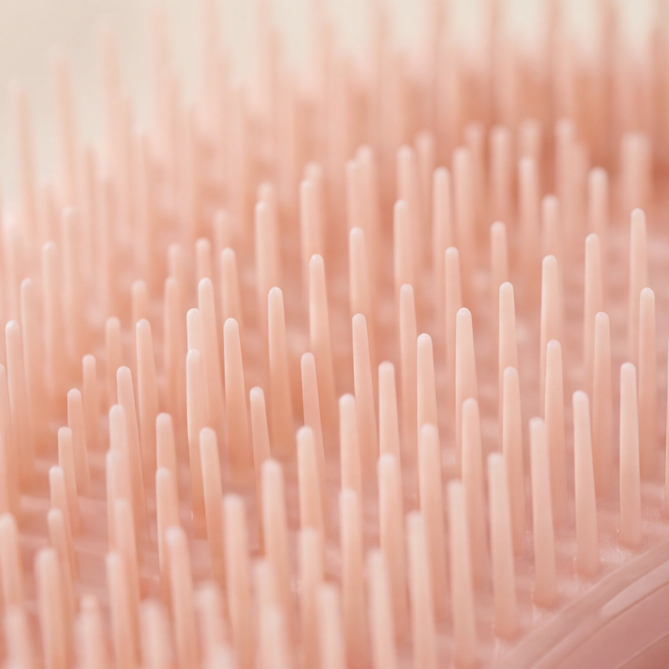 Aura Detangle Brush