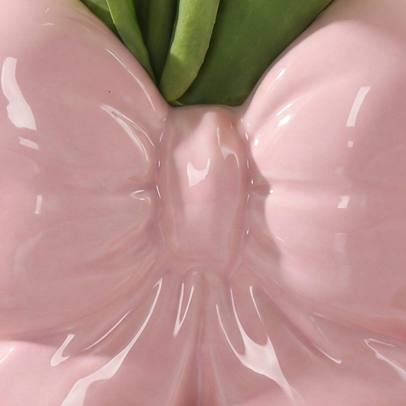Aura Bloom Vase